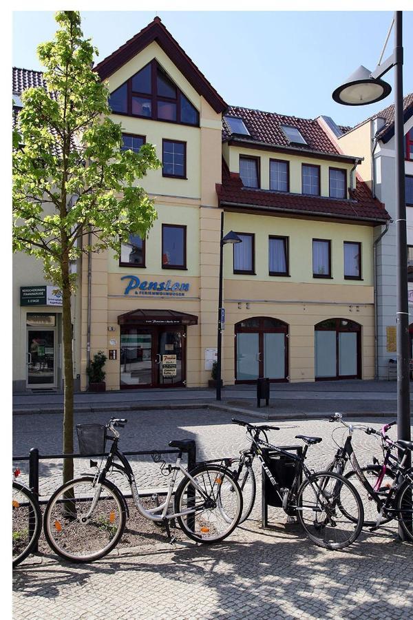 Pension am Markt Lübben Exteriör bild
