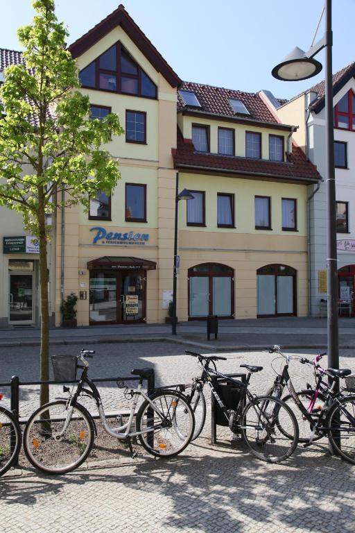 Pension am Markt Lübben Exteriör bild